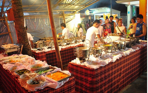 www.boracaywhitebeach.com-buffet-bugs-grill